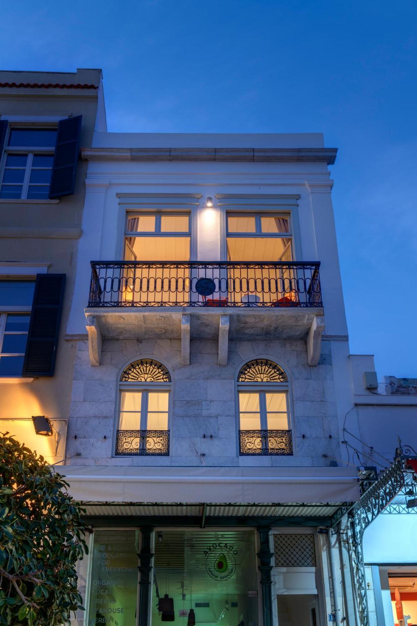 Skylight Hotel Ермополи Екстериор снимка