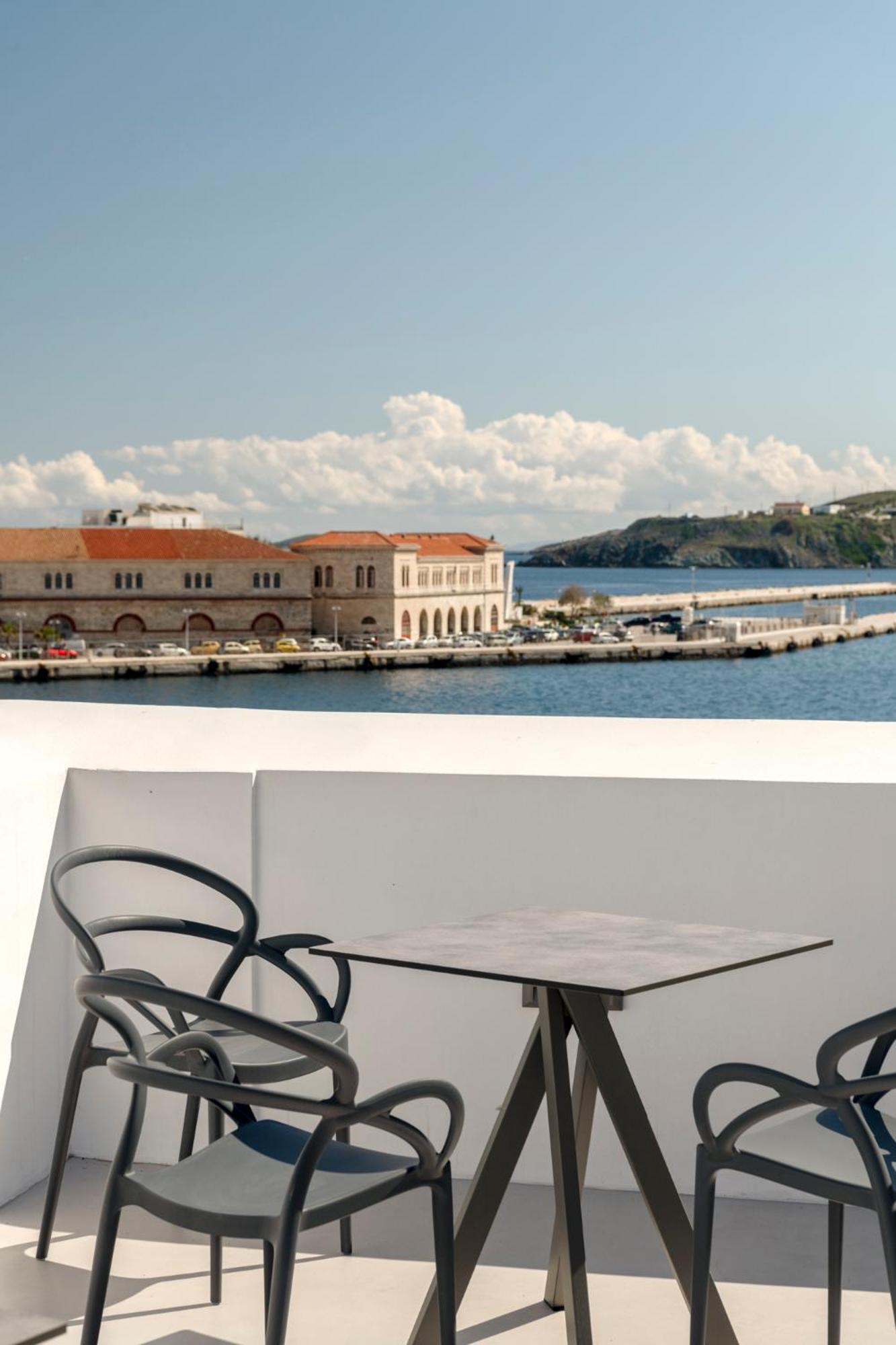Skylight Hotel Ермополи Екстериор снимка
