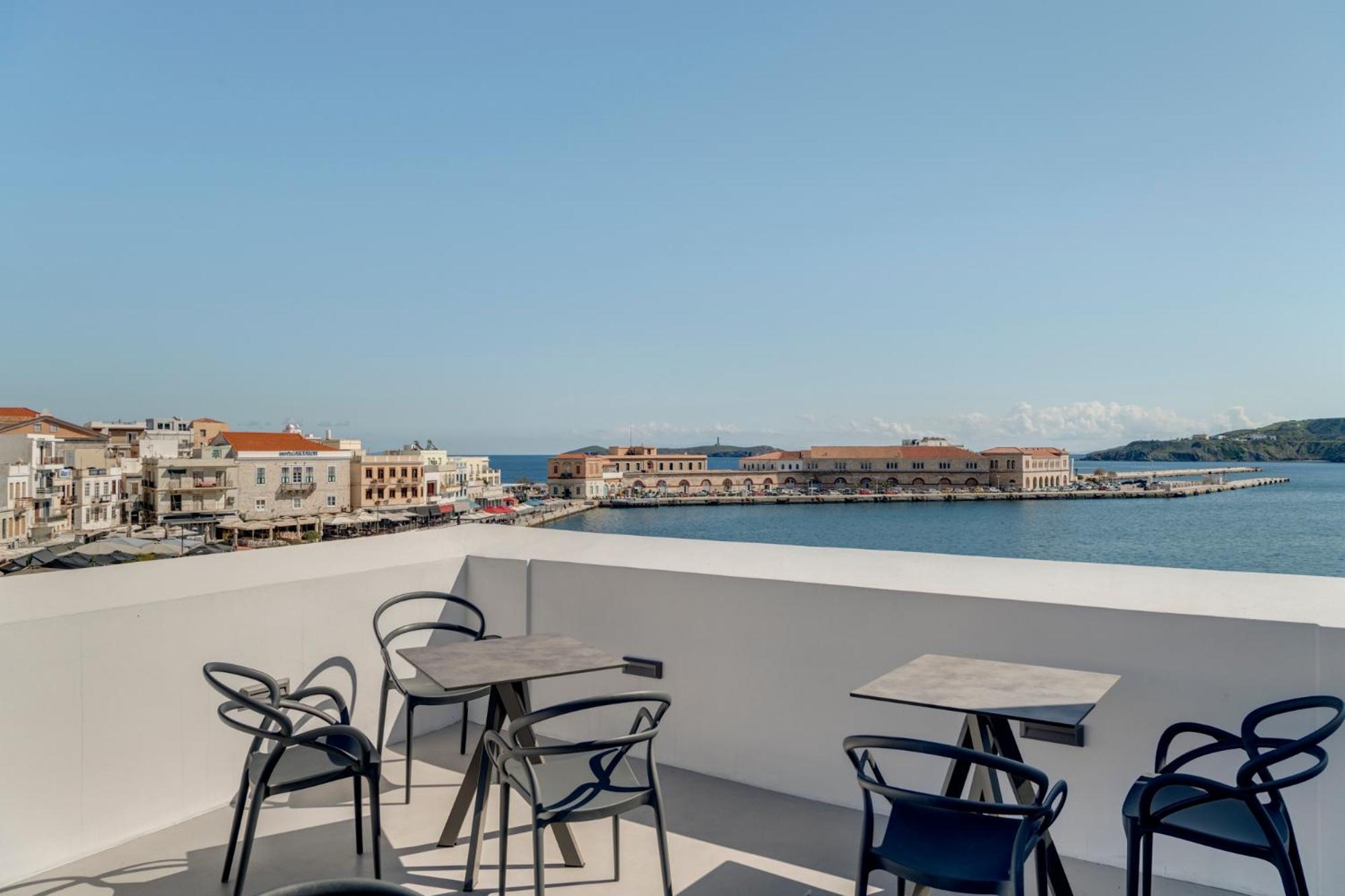 Skylight Hotel Ермополи Екстериор снимка
