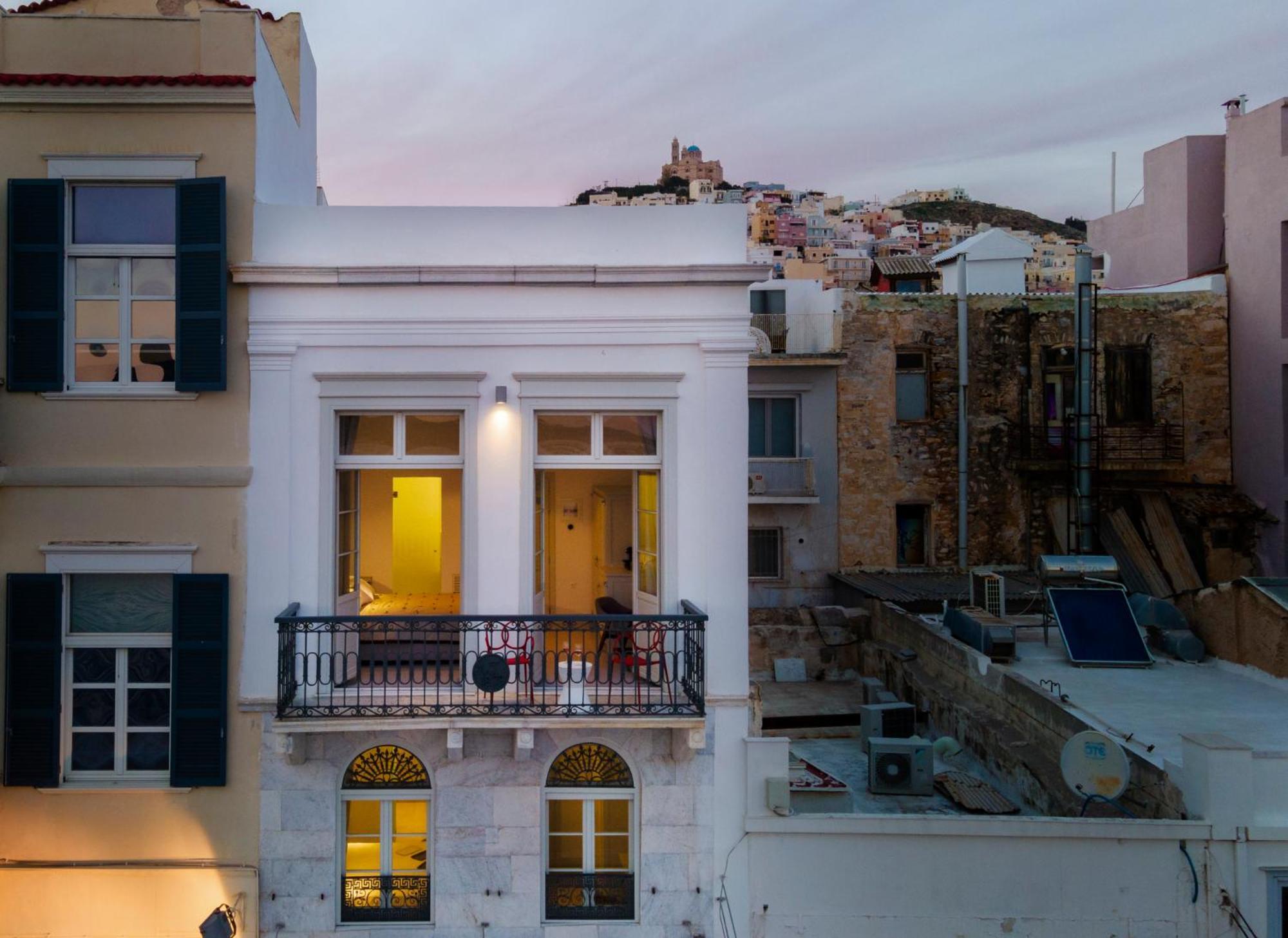 Skylight Hotel Ермополи Екстериор снимка