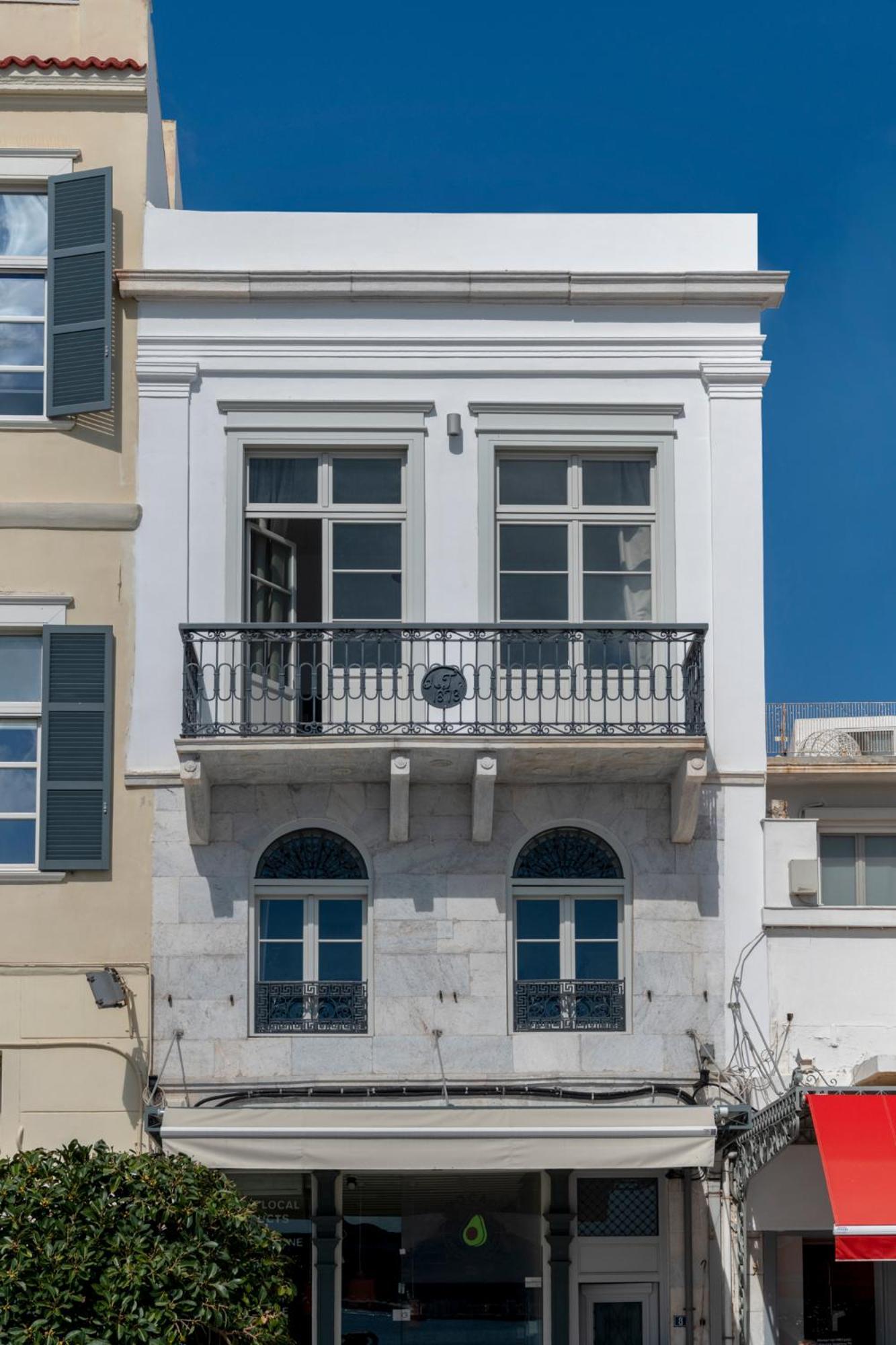 Skylight Hotel Ермополи Екстериор снимка