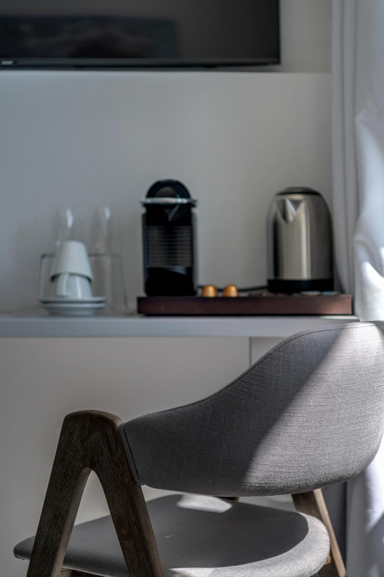 Skylight Hotel Ермополи Екстериор снимка