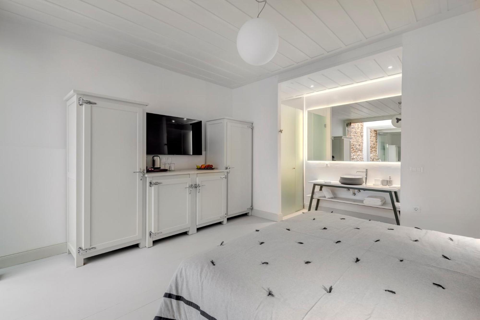 Skylight Hotel Ермополи Екстериор снимка