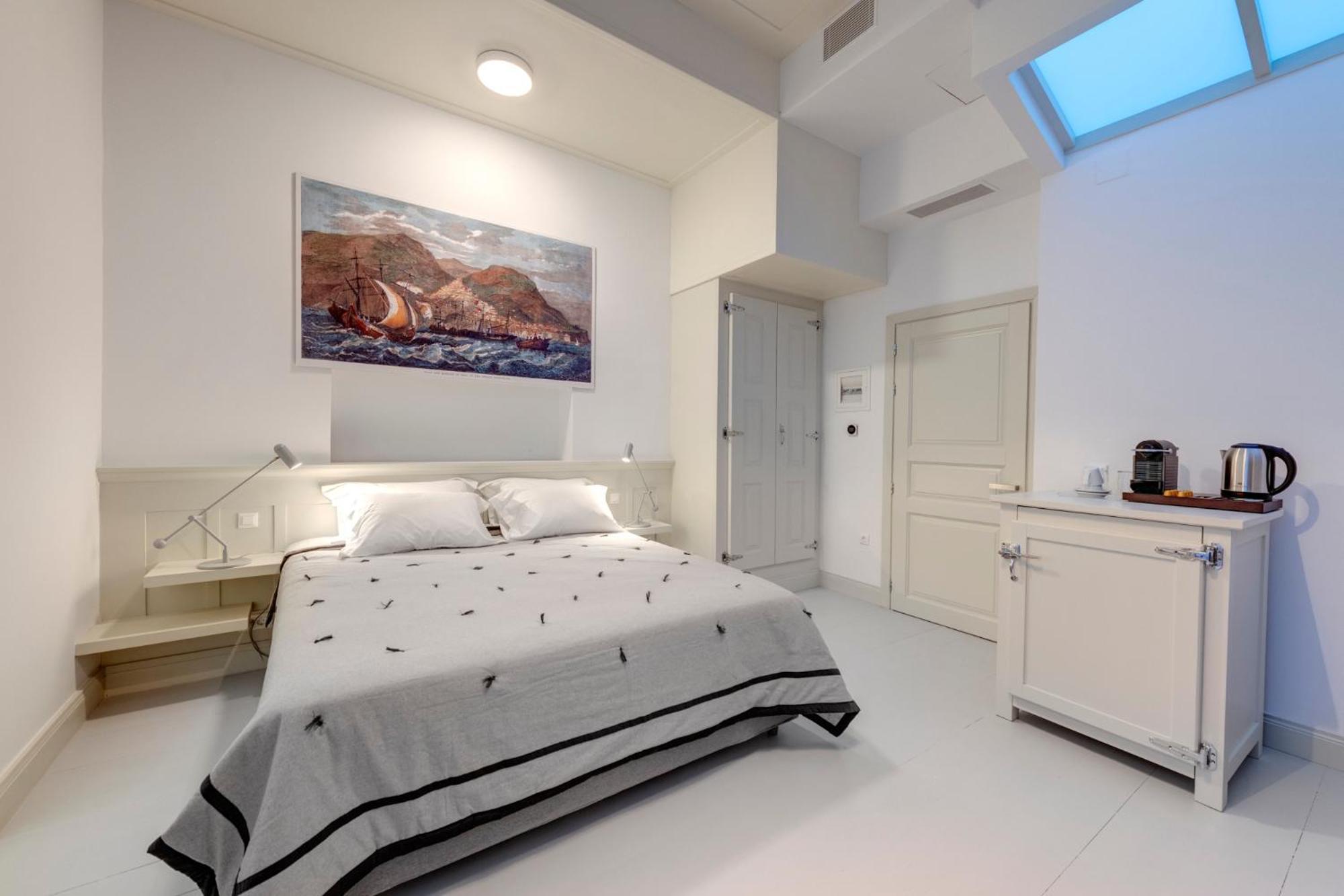 Skylight Hotel Ермополи Екстериор снимка