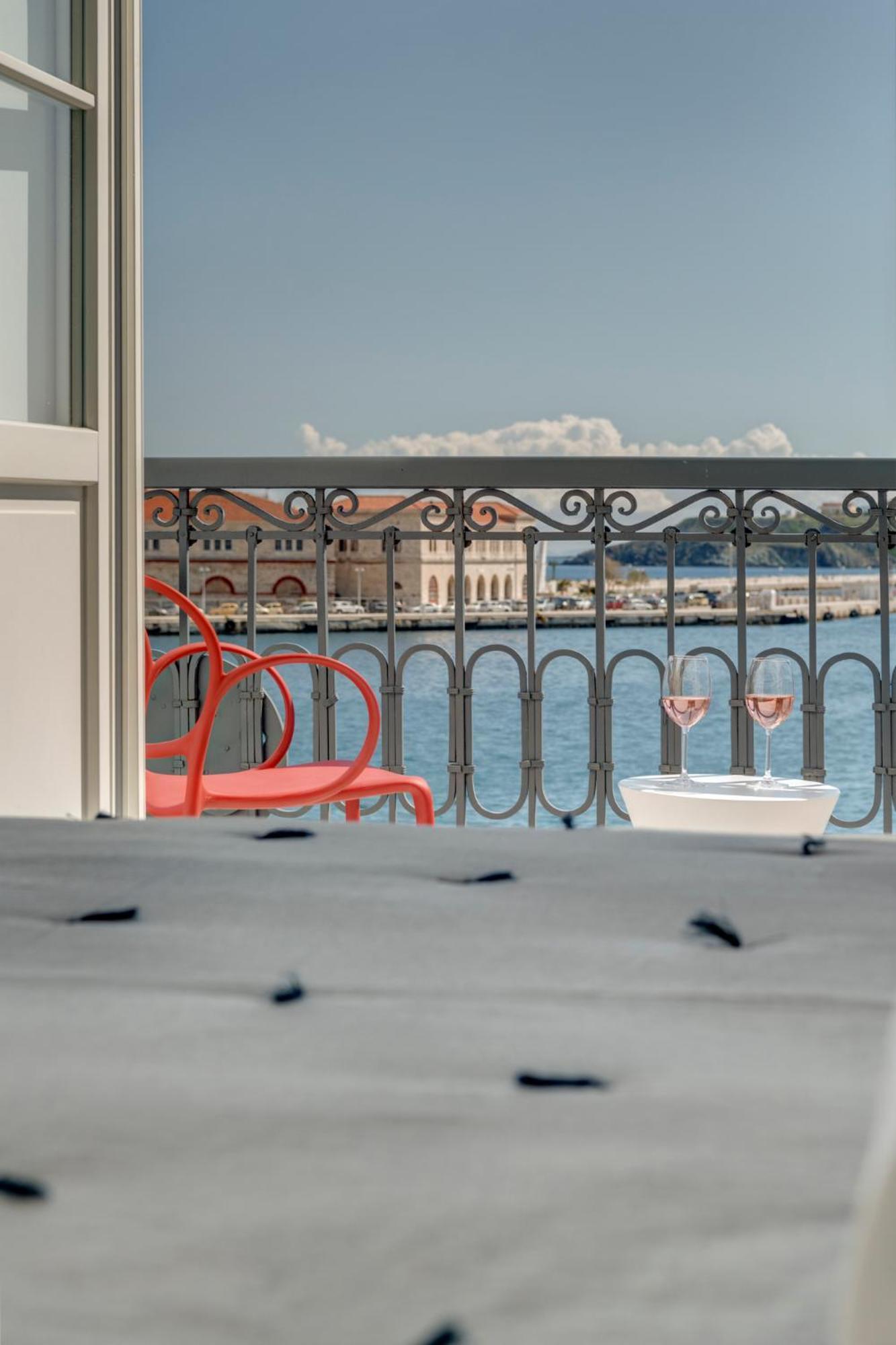 Skylight Hotel Ермополи Екстериор снимка